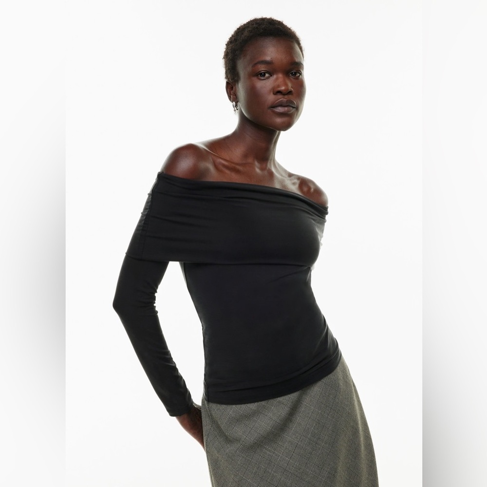 Wilfred Carole off the shoulder black long sleeve size small